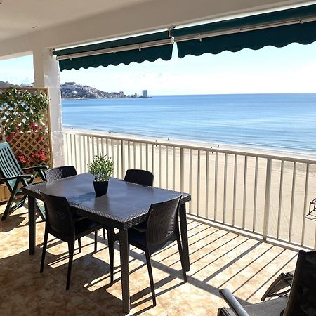 Beachfront And Renovated Apartment Кулера Екстериор снимка