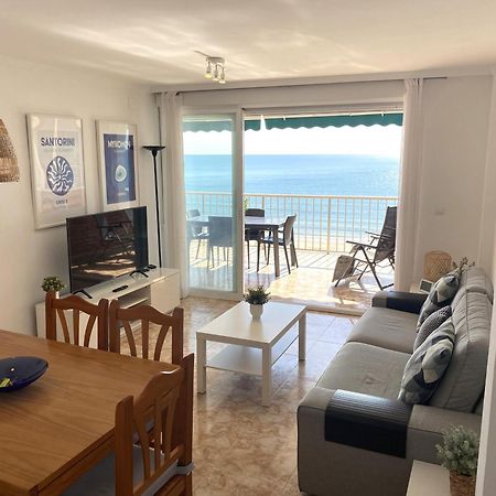 Beachfront And Renovated Apartment Кулера Екстериор снимка