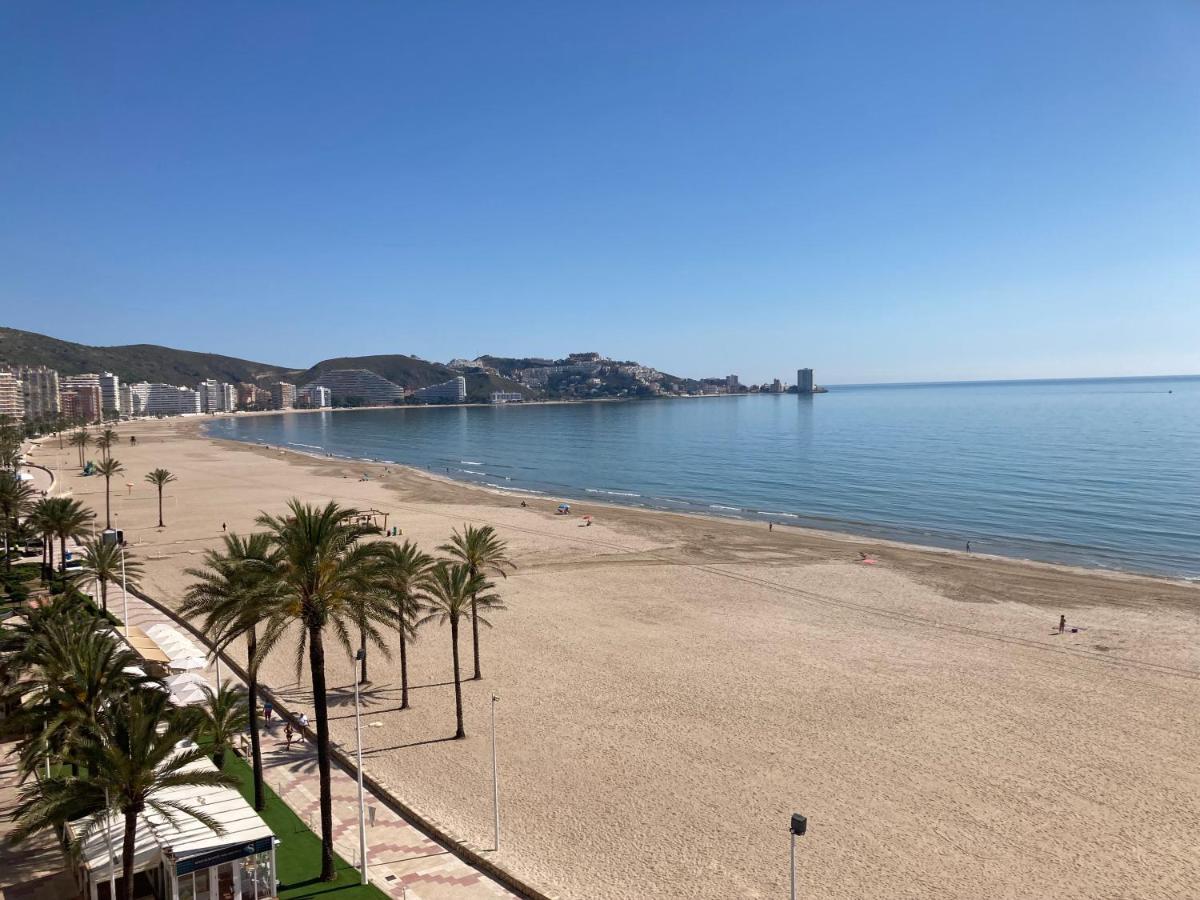 Beachfront And Renovated Apartment Кулера Екстериор снимка