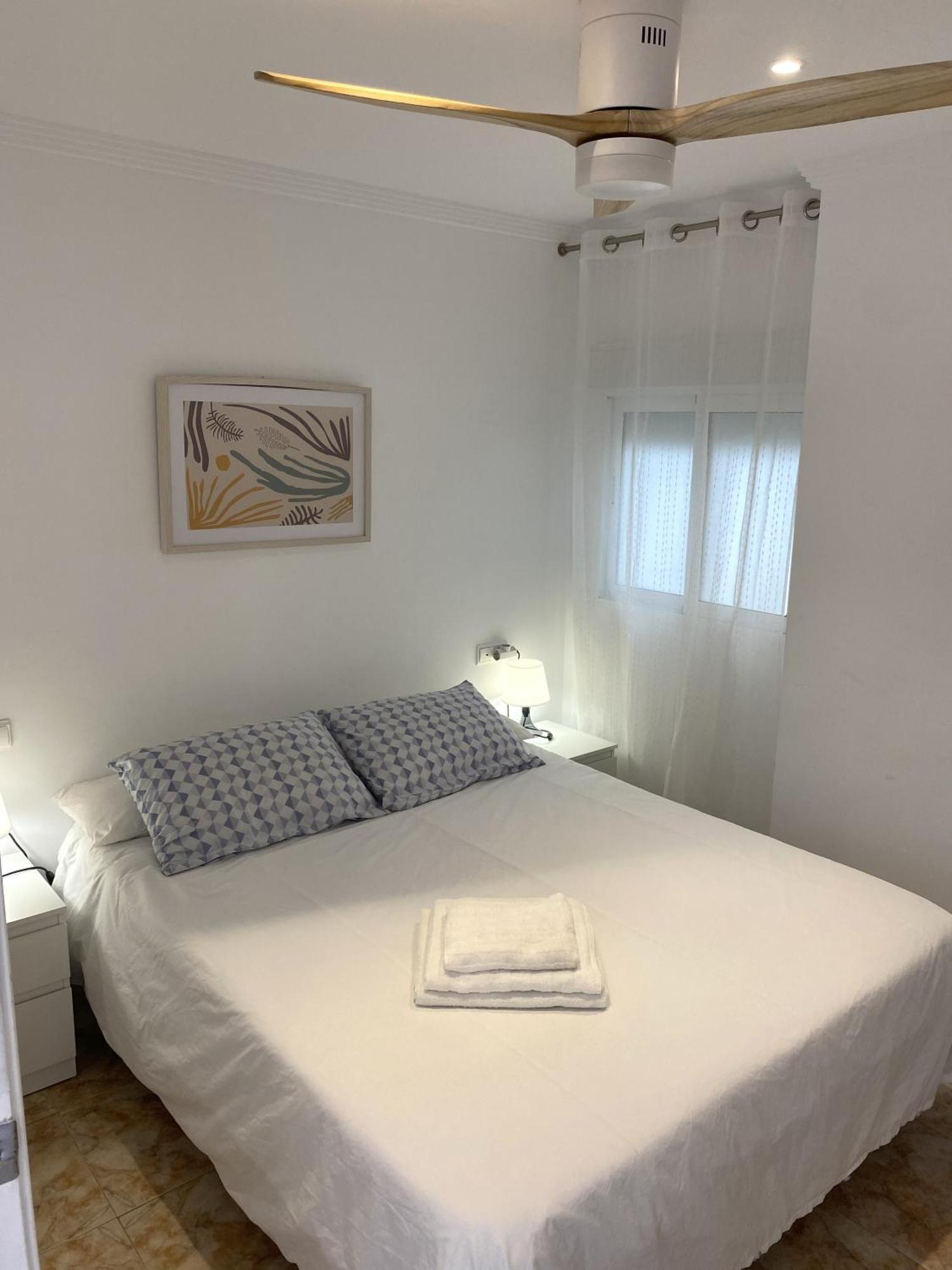 Beachfront And Renovated Apartment Кулера Екстериор снимка