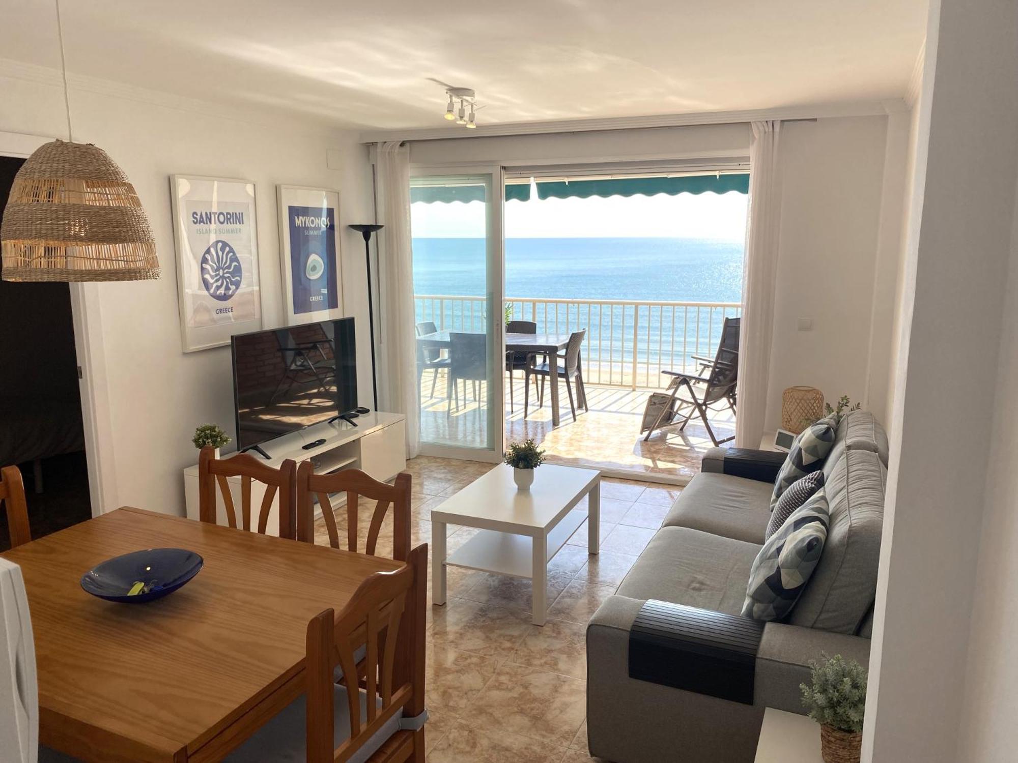 Beachfront And Renovated Apartment Кулера Екстериор снимка